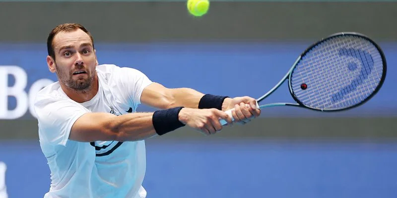 Тиафо — Сафиуллин. Прогноз и ставки на матч ATP Шанхай (8 октября 2024 года)
Тиафо — Сафиуллин. Прогноз и ставки на матч ATP Шанхай (8 октября 2024 года)
