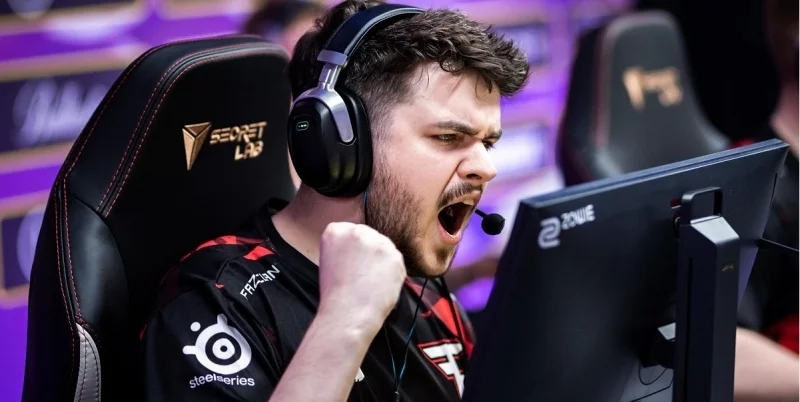 Falcons — FaZe: прогноз (кф. 2.72) и ставки на матч PGL Bucharest 2025 (12 апреля 2025 года) Falcons — FaZe: прогноз (кф. 2.72) и ставки на матч PGL Bucharest 2025 (12 апреля 2025 года)