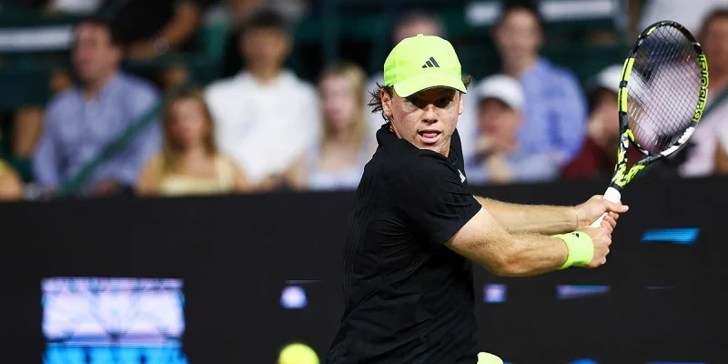 Алекс Микельсен — Александр Бублик: прогноз и ставки на матч ATP Мадрид (23 апреля 2025 года)
Алекс Микельсен — Александр Бублик: прогноз и ставки на матч ATP Мадрид (23 апреля 2025 года)