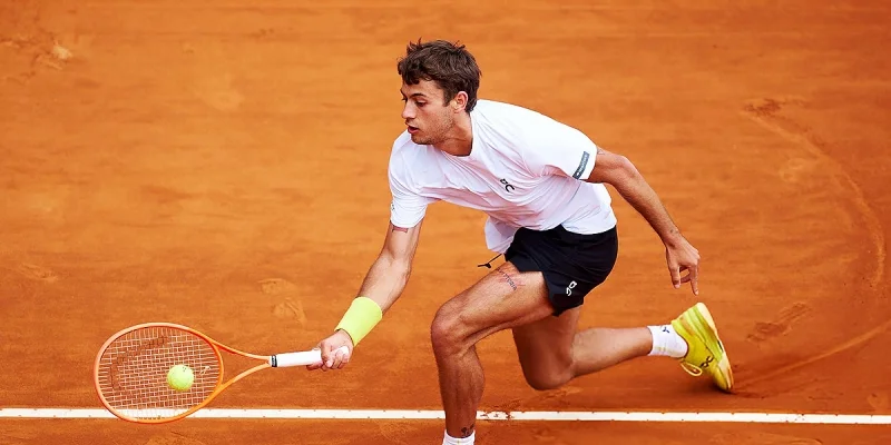 Фабиан Марожан — Флавио Коболли: прогноз и ставки на матч ATP Мадрид (23 апреля 2025 года)
Фабиан Марожан — Флавио Коболли: прогноз и ставки на матч ATP Мадрид (23 апреля 2025 года)