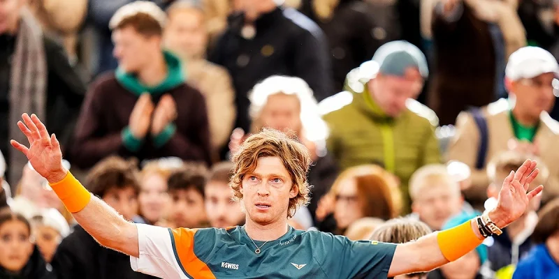 Феликс Оже-Альяссим — Андрей Рублев: прогноз и ставки на матч ATP Гамбург (23 мая 2025 года)
Феликс Оже-Альяссим — Андрей Рублев: прогноз и ставки на матч ATP Гамбург (23 мая 2025 года)