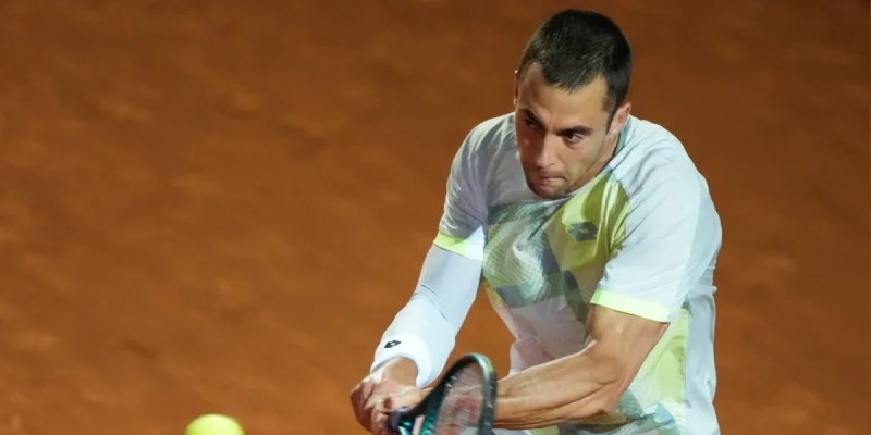 Ласло Дьере — Йеспер Де Йонг: прогноз и ставки на матч ATP Галле (15 июня 2025 года) Ласло Дьере — Йеспер Де Йонг: прогноз и ставки на матч ATP Галле (15 июня 2025 года)