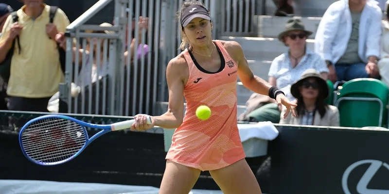 Магда Линетт – Сюй Мингэ: прогноз и ставки на матч WTA Ноттингем (19 июня 2025 года) Магда Линетт – Сюй Мингэ: прогноз и ставки на матч WTA Ноттингем (19 июня 2025 года)