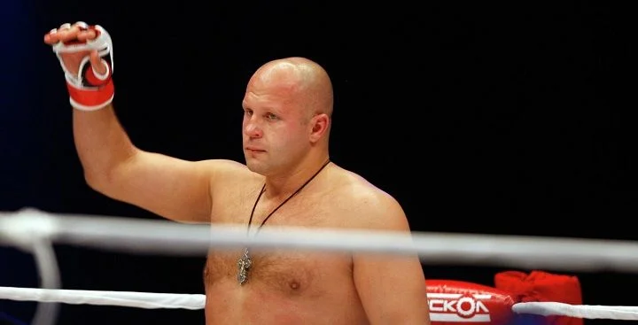 Фёдор Емельяненко - Фрэнк Мир. Прогнозы и ставки на Bellator (29.04.2018) Фёдор Емельяненко - Фрэнк Мир. Прогнозы и ставки на Bellator (29.04.2018)
