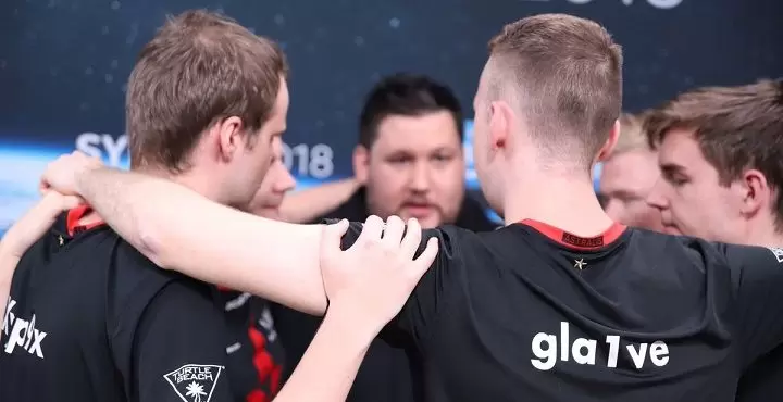Astralis - Fnatic. Прогноз и ставки на CS:GO (03.05.2018)
