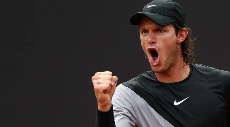 Харри - Карреньо-Буста. Прогноз на ATP Эшторил (04.05.2018) Харри - Карреньо-Буста. Прогноз на ATP Эшторил (04.05.2018)