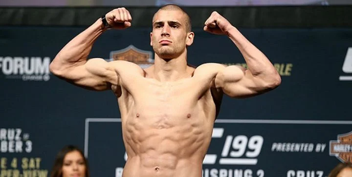 Даниэль Келли - Том Бриз. Прогноз и ставки на UFC (27.05.2018) Даниэль Келли - Том Бриз. Прогноз и ставки на UFC (27.05.2018)