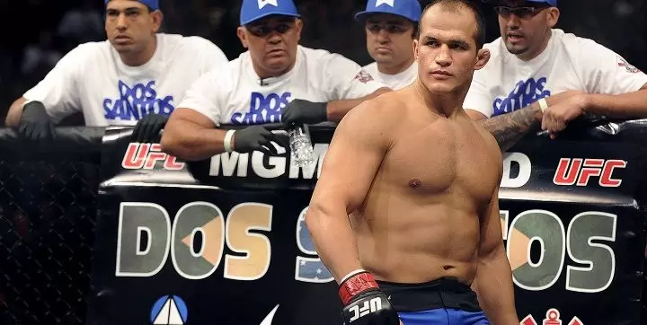 Джуниор Дос Сантос - Благой Иванов. Прогноз и ставки на UFC (15.07.2018) Джуниор Дос Сантос - Благой Иванов. Прогноз и ставки на UFC (15.07.2018)