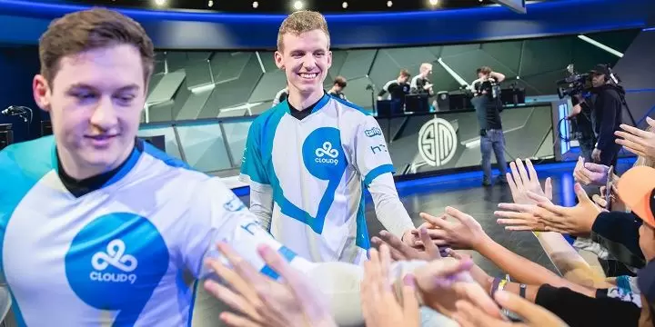 Liquid - Cloud9. Прогноз на League Of Legends (09.09.2018) | ВсеПроСпорт.ру