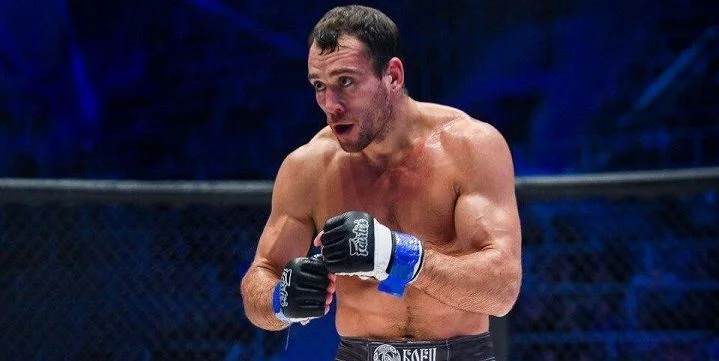 Алексей Кунченко - Тиаго Алвес. Прогноз на UFC (15.09.2018) Алексей Кунченко - Тиаго Алвес. Прогноз на UFC (15.09.2018)