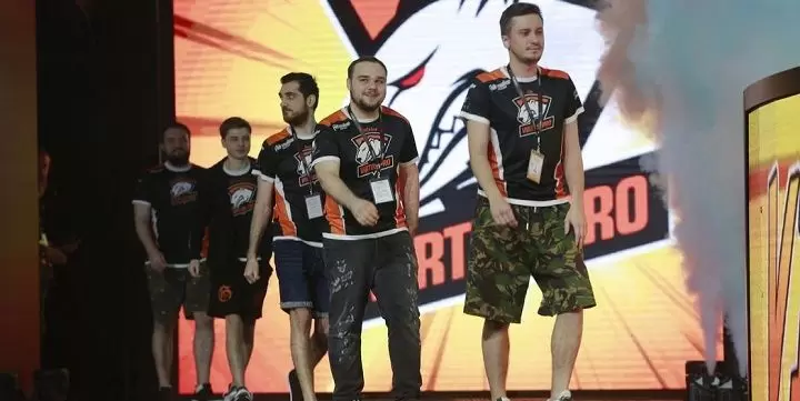 Virtus.pro - NIP. Прогноз на Dota 2 (13.10.2018) Virtus.pro - NIP. Прогноз на Dota 2 (13.10.2018)
