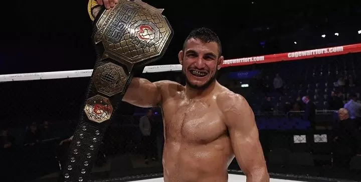 Андерсон Дос Сантос - Нэд Наримани. Прогноз на UFC (18.11.2018) Андерсон Дос Сантос - Нэд Наримани. Прогноз на UFC (18.11.2018)