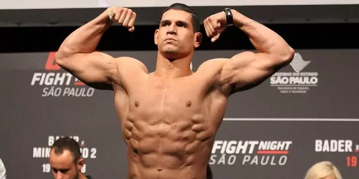 Йен Хейниш - Сезар Феррейра. Прогноз на UFC (18.11.2018) Йен Хейниш - Сезар Феррейра. Прогноз на UFC (18.11.2018)