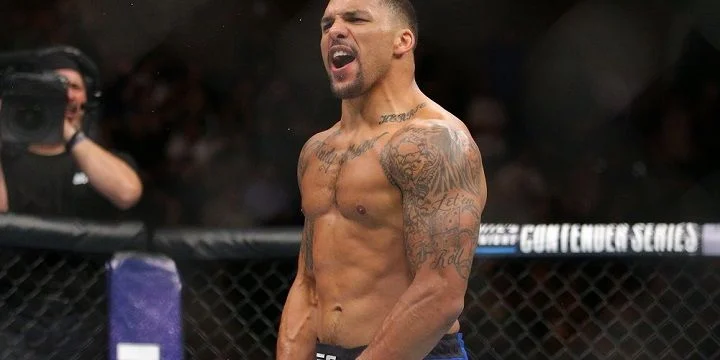 Эрик Андерс - Элиас Теодору. Прогноз на UFC (09.12.2018) Эрик Андерс - Элиас Теодору. Прогноз на UFC (09.12.2018)