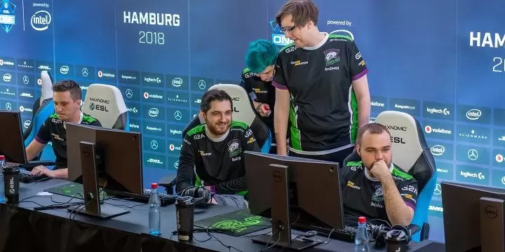 PSG.LGD - Virtus.pro. Прогноз на Dota 2 (08.12.2018) PSG.LGD - Virtus.pro. Прогноз на Dota 2 (08.12.2018)