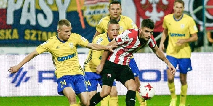 Арка – Краковия. Прогноз на чемпионат Польши (10.12.2018) Арка – Краковия. Прогноз на чемпионат Польши (10.12.2018)