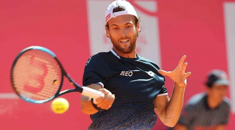 Маннарино - Соуза. Прогноз на матч ATP Мадрид (07.05.2019) Маннарино - Соуза. Прогноз на матч ATP Мадрид (07.05.2019)