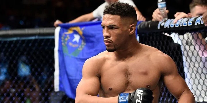 Рафаэль Дос Аньос - Кевин Ли. Прогноз на UFC (19.05.2019) Рафаэль Дос Аньос - Кевин Ли. Прогноз на UFC (19.05.2019)