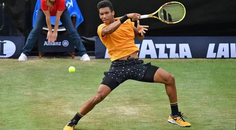 Феликс Оже-Альяссим - Вашек Поспишил. Прогноз на матч ATP Уимблдон (01.07.2019) Феликс Оже-Альяссим - Вашек Поспишил. Прогноз на матч ATP Уимблдон (01.07.2019)