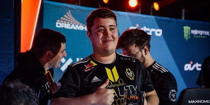 Vitality - NIP. Прогноз на матч CS:GO (02.07.2019) Vitality - NIP. Прогноз на матч CS:GO (02.07.2019)