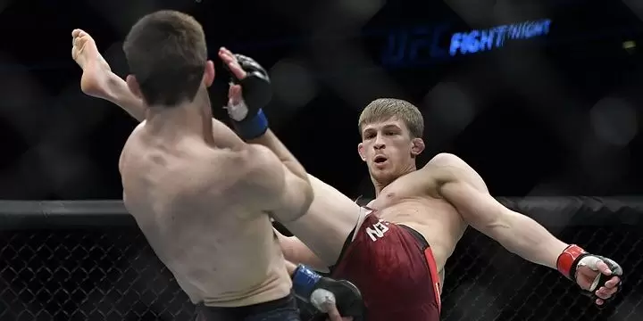 Гилберт Мелендес - Арнольд Аллен. Прогноз на UFC (07.07.2019) Гилберт Мелендес - Арнольд Аллен. Прогноз на UFC (07.07.2019)