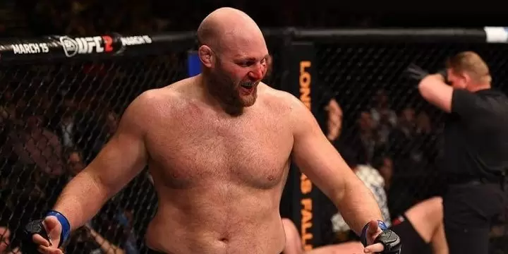 Андрей Орловский - Бен Ротвелл. Прогноз на UFC (21.07.2019) Андрей Орловский - Бен Ротвелл. Прогноз на UFC (21.07.2019)