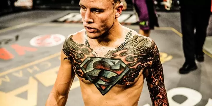 Алекс Касерес - Стивен Петерсон. Прогноз на UFC (21.07.2019) Алекс Касерес - Стивен Петерсон. Прогноз на UFC (21.07.2019)