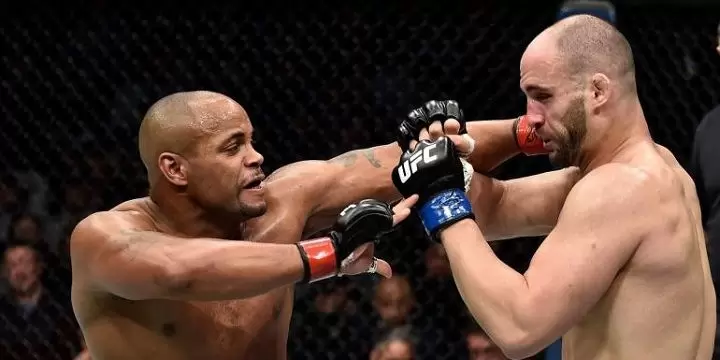 Волкан Оздемир — Илир Латифи. Прогноз на UFC (11 августа 2019 года) Волкан Оздемир — Илир Латифи. Прогноз на UFC (11 августа 2019 года)