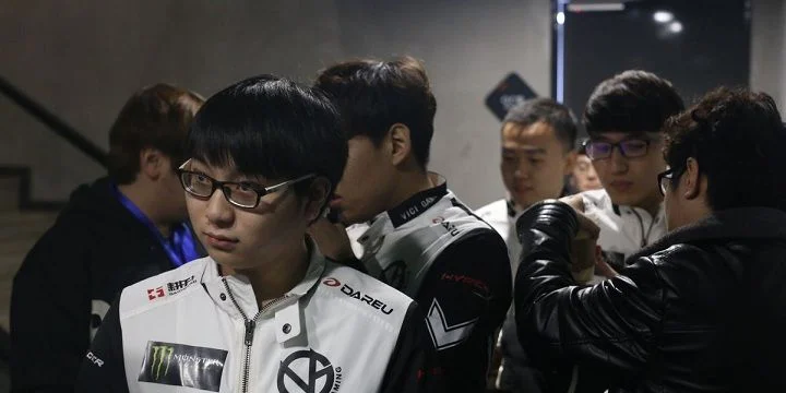 Rogue Warriors — Vici Gaming. Прогноз на матч League of Legends (13 августа 2019 года) Rogue Warriors — Vici Gaming. Прогноз на матч League of Legends (13 августа 2019 года)