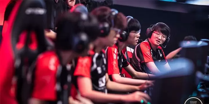 EDG — Suning Gaming. Прогноз на матч League of Legends (14 августа 2019 года) EDG — Suning Gaming. Прогноз на матч League of Legends (14 августа 2019 года)