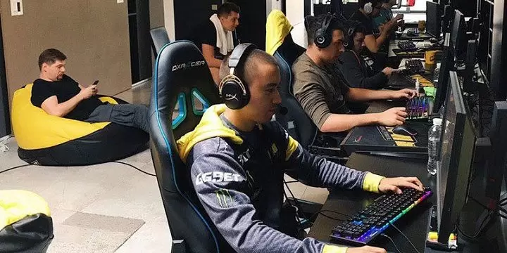 Evil Geniuses — Na'Vi. Прогноз на матч Dota 2 (15 августа 2019 года) Evil Geniuses — Na'Vi. Прогноз на матч Dota 2 (15 августа 2019 года)
