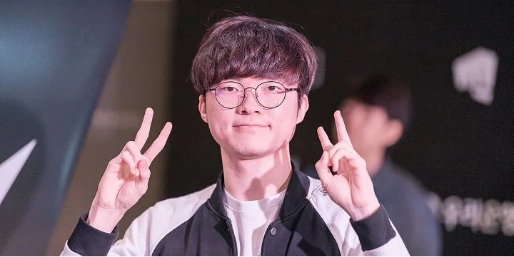 Griffin — SK Telecom T1. Прогноз на матч League of Legends (31 августа 2019 года) Griffin — SK Telecom T1. Прогноз на матч League of Legends (31 августа 2019 года)