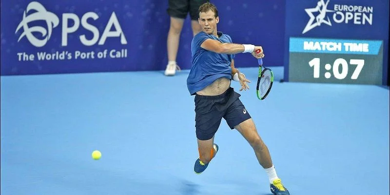 Вашек Поспишил — Диего Шварцман. Прогноз на матч ATP Шанхай (7 октября 2019 года) Вашек Поспишил — Диего Шварцман. Прогноз на матч ATP Шанхай (7 октября 2019 года)