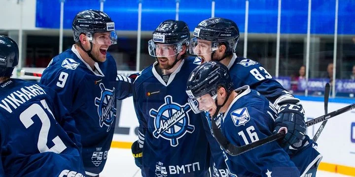 Адмирал — Сочи. Прогноз на матч КХЛ (25 октября 2019 года) Адмирал — Сочи. Прогноз на матч КХЛ (25 октября 2019 года)