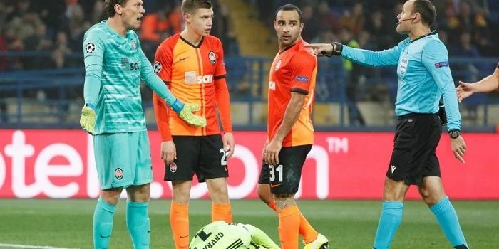 Динамо Загреб — Шахтер Донецк. Прогноз на матч Лиги Европы (6 ноября 2019 года) Динамо Загреб — Шахтер Донецк. Прогноз на матч Лиги Европы (6 ноября 2019 года)
