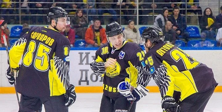 Сарыарка – Горняк. Прогноз (кф. 3.50) на матч ВХЛ (20 ноября 2019 года) Сарыарка – Горняк. Прогноз (кф. 3.50) на матч ВХЛ (20 ноября 2019 года)