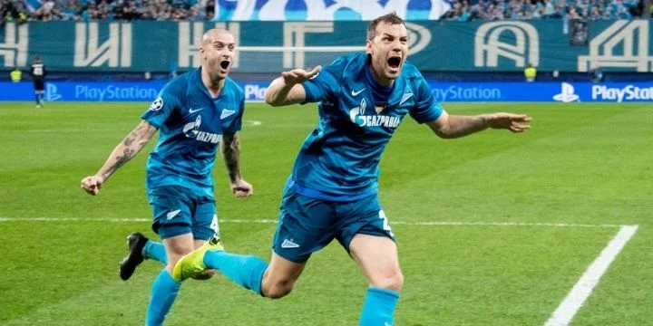 Зенит — Спартак: прогноз (кф. 2.00) и ставки на матч Премьер-Лиги (1 декабря 2019 года) Зенит — Спартак: прогноз (кф. 2.00) и ставки на матч Премьер-Лиги (1 декабря 2019 года)