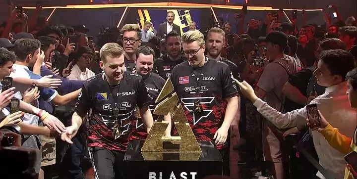 FaZe Clan — Tyloo. Прогноз на матч CS:GO (26 марта 2020 года) FaZe Clan — Tyloo. Прогноз на матч CS:GO (26 марта 2020 года)