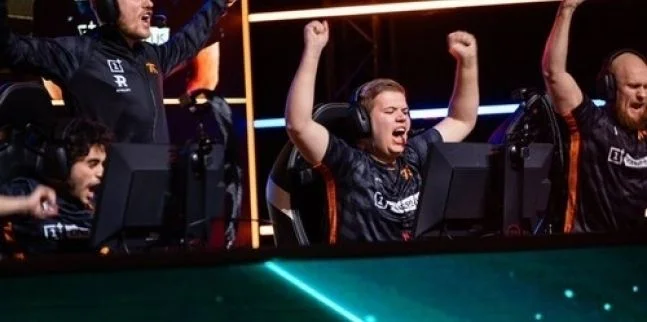 Astralis — Fnatic. Прогноз на матч CS:GO (6 апреля 2020 года) Astralis — Fnatic. Прогноз на матч CS:GO (6 апреля 2020 года)