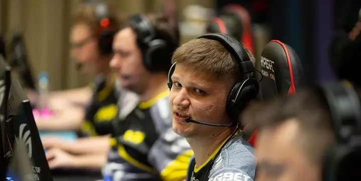 FaZe Clan — Na'Vi. Прогноз на матч CS:GO (8 апреля 2020 года) FaZe Clan — Na'Vi. Прогноз на матч CS:GO (8 апреля 2020 года)