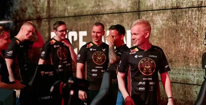 Heretics — ENCE. Прогноз на матч CS:GO (26 апреля 2020 года) Heretics — ENCE. Прогноз на матч CS:GO (26 апреля 2020 года)