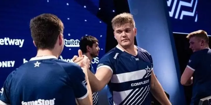 Heretics — Complexity. Прогноз на матч CS:GO (28 апреля 2020 года) Heretics — Complexity. Прогноз на матч CS:GO (28 апреля 2020 года)