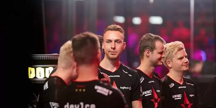 FaZe Clan — Astralis. Прогноз на матч CS:GO (15 мая 2020 года) FaZe Clan — Astralis. Прогноз на матч CS:GO (15 мая 2020 года)
