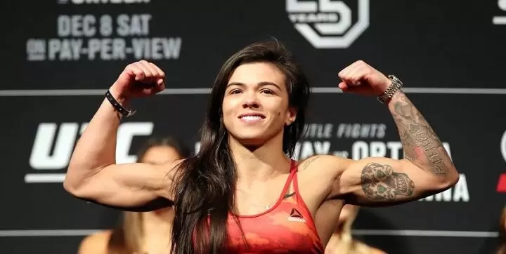 Клаудия Гаделья — Анджела Хилл. Прогноз на UFC (17 мая 2020 года) Клаудия Гаделья — Анджела Хилл. Прогноз на UFC (17 мая 2020 года)