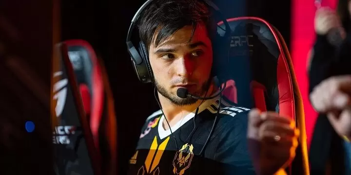 Vitality — G2. Прогноз на матч CS:GO (15 мая 2020 года) Vitality — G2. Прогноз на матч CS:GO (15 мая 2020 года)