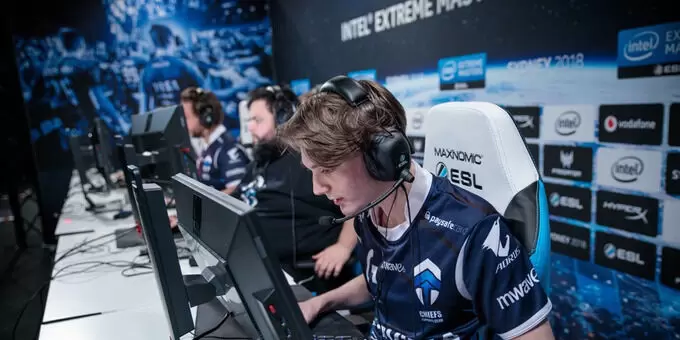 Rooster — Chiefs. Прогноз на матч CS:GO (19 мая 2020 года) Rooster — Chiefs. Прогноз на матч CS:GO (19 мая 2020 года)