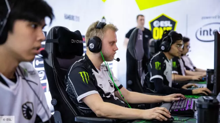 FlyToMoon — Liquid. Прогноз на матч Dota 2 (21 мая 2020 года) FlyToMoon — Liquid. Прогноз на матч Dota 2 (21 мая 2020 года)