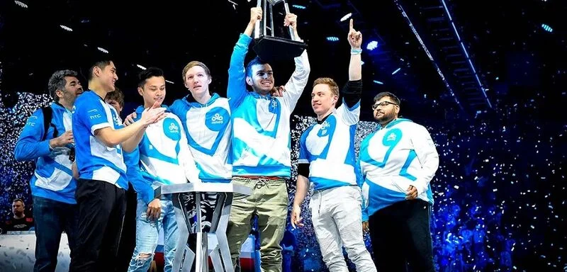 Triumph — Cloud9. Прогноз на матч CS:GO (2 июня 2020 года) Triumph — Cloud9. Прогноз на матч CS:GO (2 июня 2020 года)