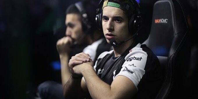 T1 — Execration. Прогноз на матч Dota 2 (11 июня 2020 года) T1 — Execration. Прогноз на матч Dota 2 (11 июня 2020 года)