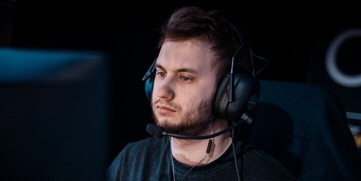 CR4ZY — AVEZ. Прогноз на матч CS:GO (8 июля 2020 года) CR4ZY — AVEZ. Прогноз на матч CS:GO (8 июля 2020 года)